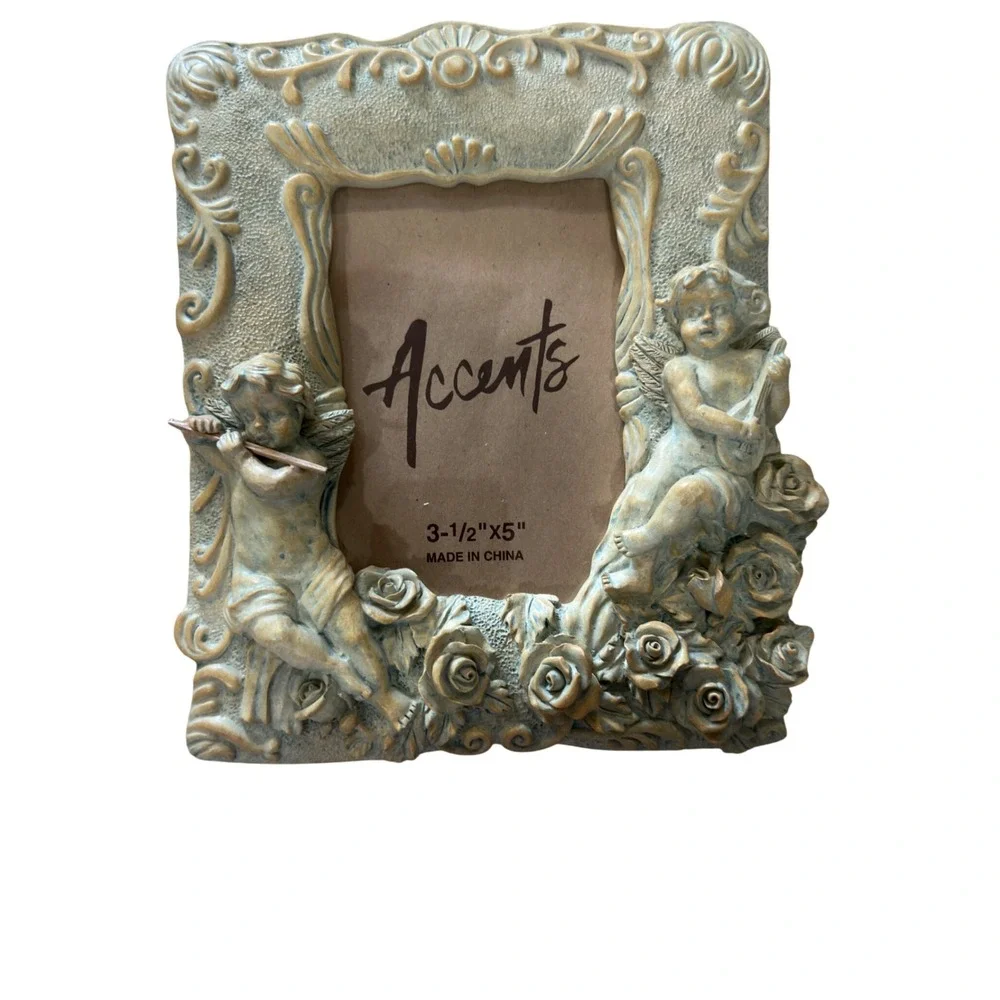 Accents Resin Cherub Picture Frame Vintage Style Angels Roses 3.5x5 WMC11